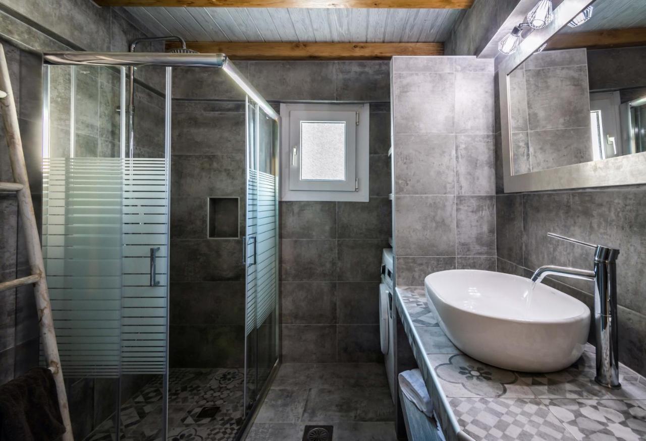 Giorgantis House & Studio Triovasalos Bagian luar foto